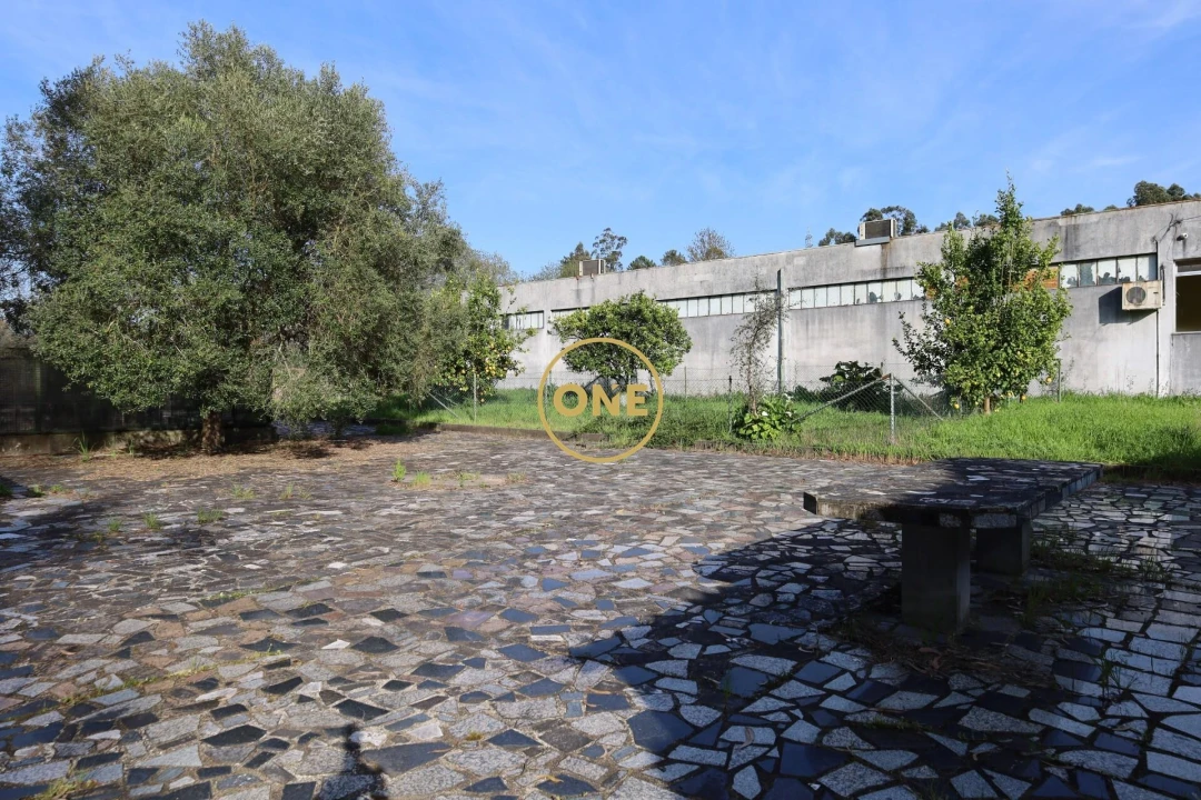 Moradia T5 para Venda em Ruivães e Novais Foto 20