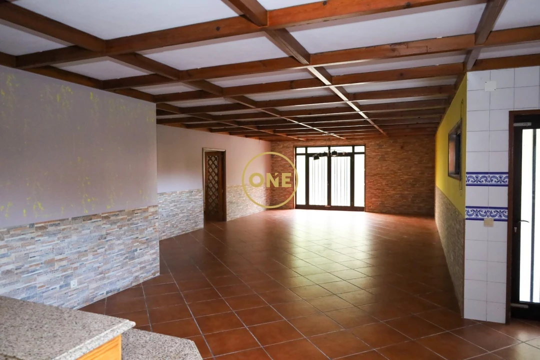 Moradia T5 para Venda em Ruivães e Novais Foto 32