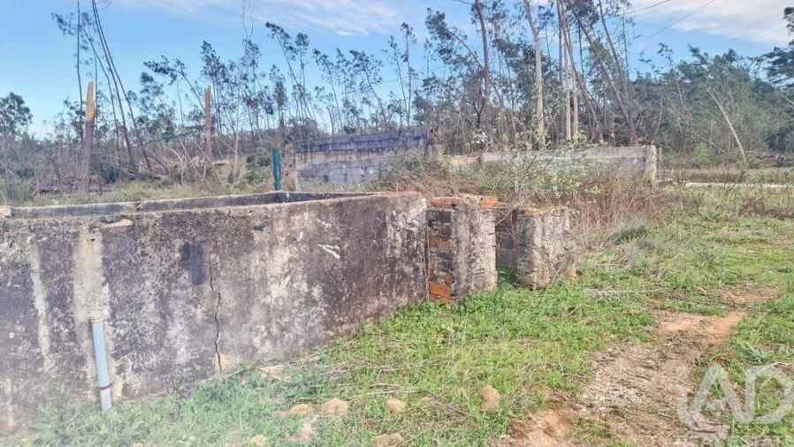 Moradia T3 para Venda em Caxarias Foto 27