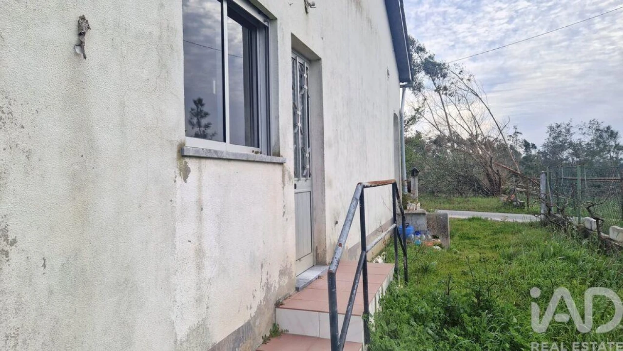 Moradia T3 para Venda em Caxarias Foto 25