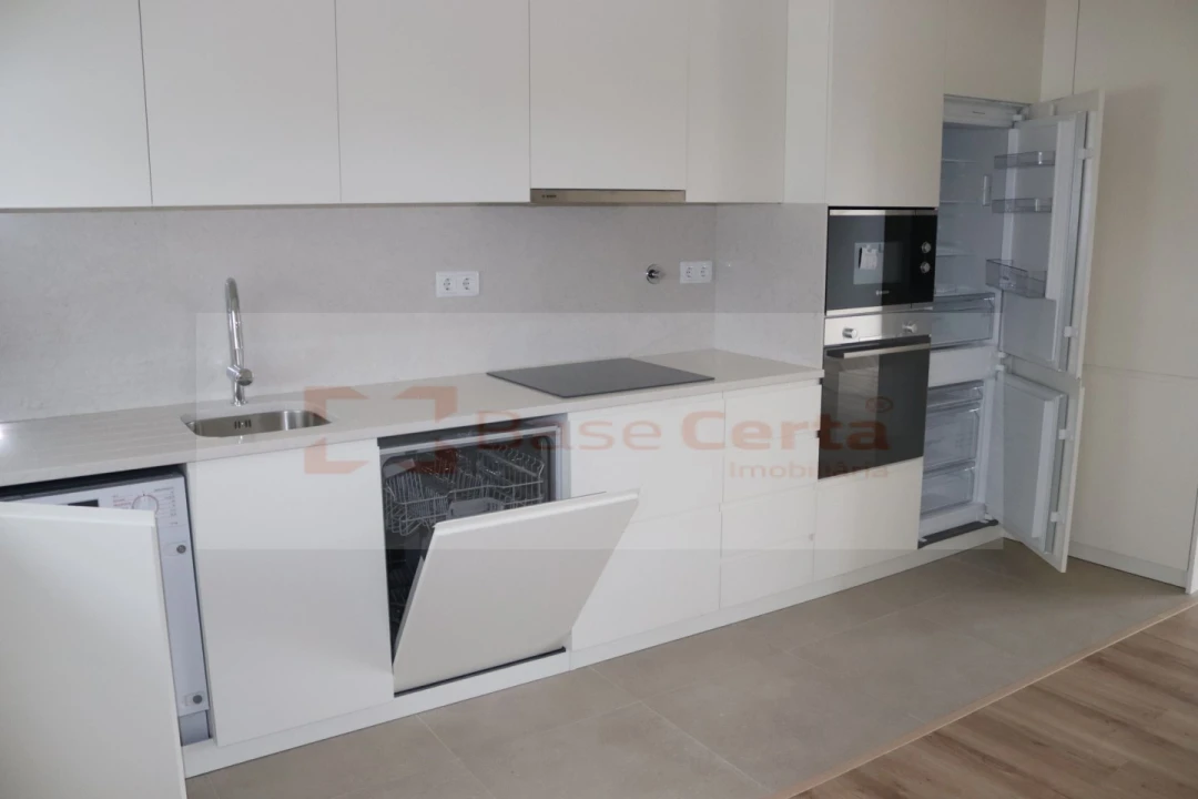 Apartamento T1 para Venda em Almada, Cova da Piedade, Pragal e Cacilhas Foto 11