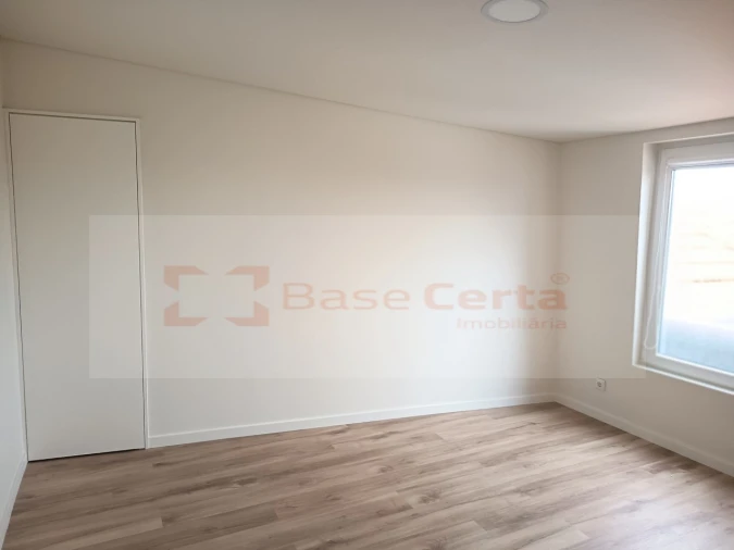 Apartamento T1 para Venda em Almada, Cova da Piedade, Pragal e Cacilhas Foto 10