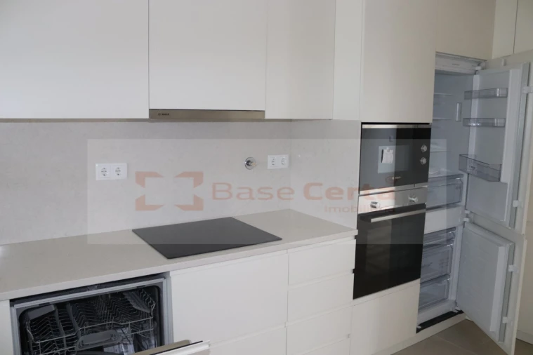 Apartamento T1 para Venda em Almada, Cova da Piedade, Pragal e Cacilhas Foto 3