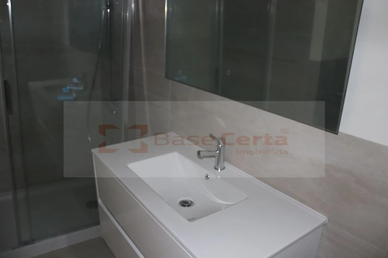 Apartamento T1 para Venda em Almada, Cova da Piedade, Pragal e Cacilhas Foto 9