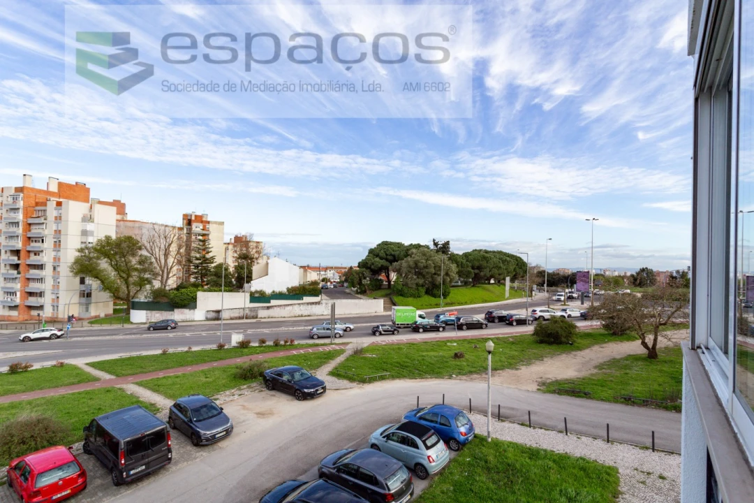 Apartamento T3 para Venda em Olivais Foto 7