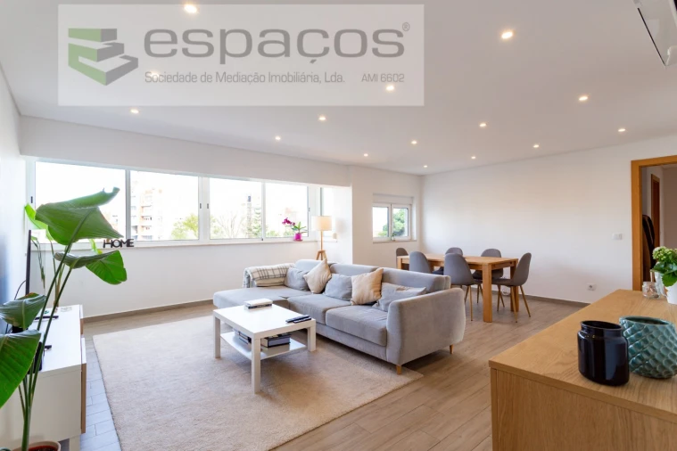 Apartamento T3 para Venda em Olivais