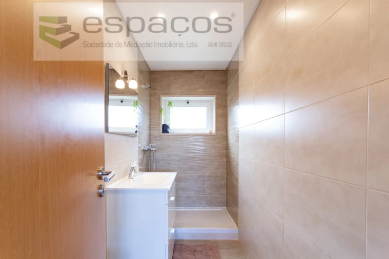 Apartamento T3 para Venda em Olivais Foto 13