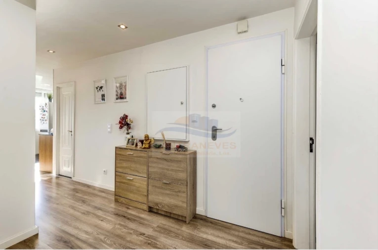 Apartamento T2 para Venda em Águas Livres Foto 10