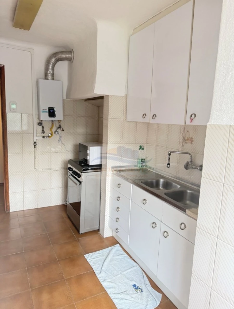 Apartamento T4 para Venda em Benfica Foto 2