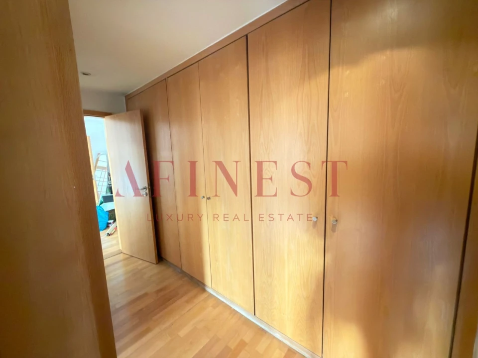 Apartamento T2 para Arrendamento em Areeiro Foto 9