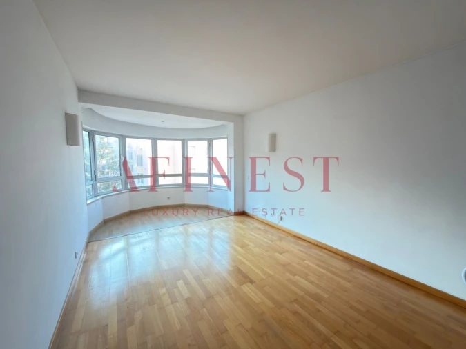 Apartamento T2 para Arrendamento em Areeiro Foto 2