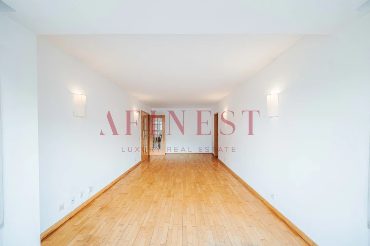 Apartamento T2 para Arrendamento em Areeiro Foto 13