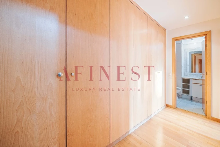 Apartamento T2 para Arrendamento em Areeiro Foto 25