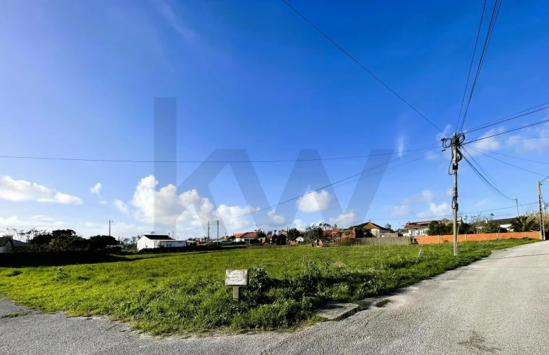Terreno para Venda em Caranguejeira Foto 9