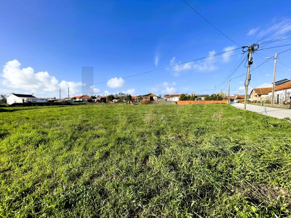 Terreno para Venda em Caranguejeira Foto 7