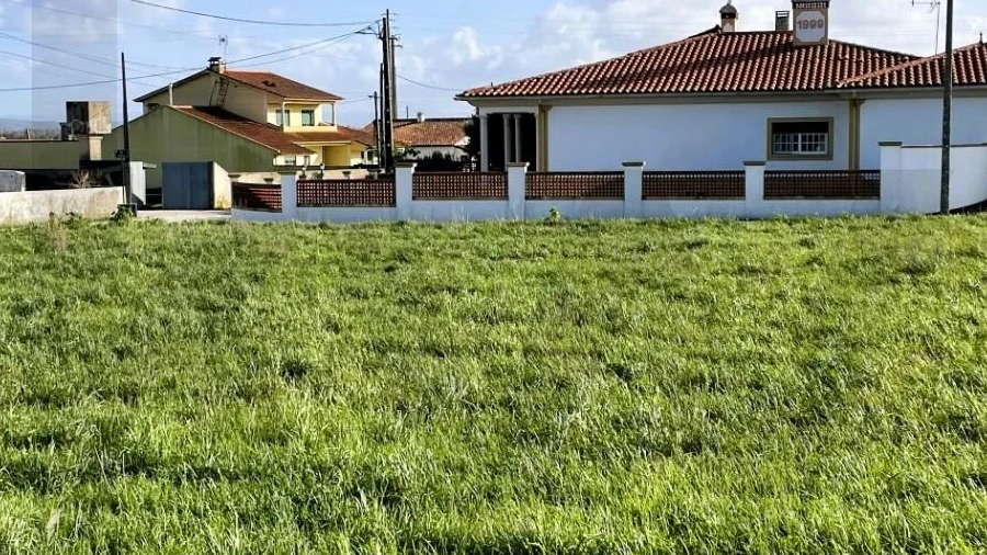 Terreno para Venda em Caranguejeira