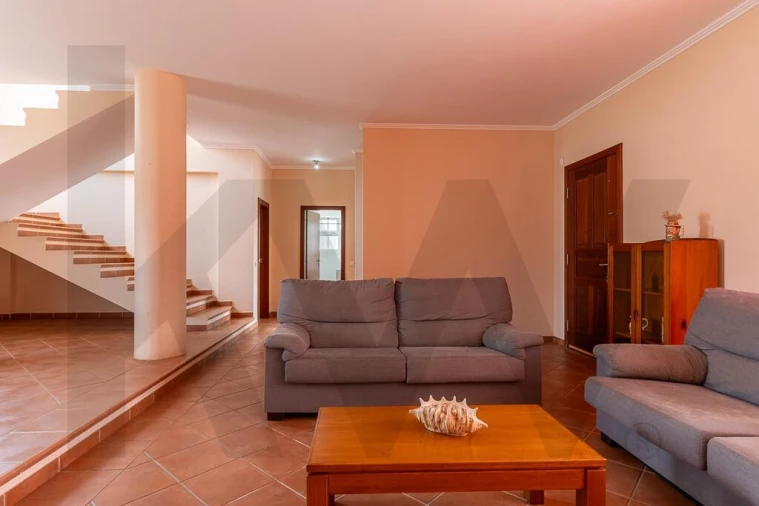 Moradia T3 para Venda em Porto Santo Foto 14