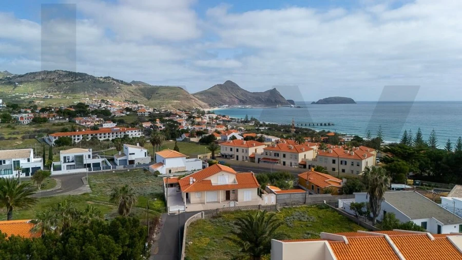 Moradia T3 para Venda em Porto Santo Foto 6