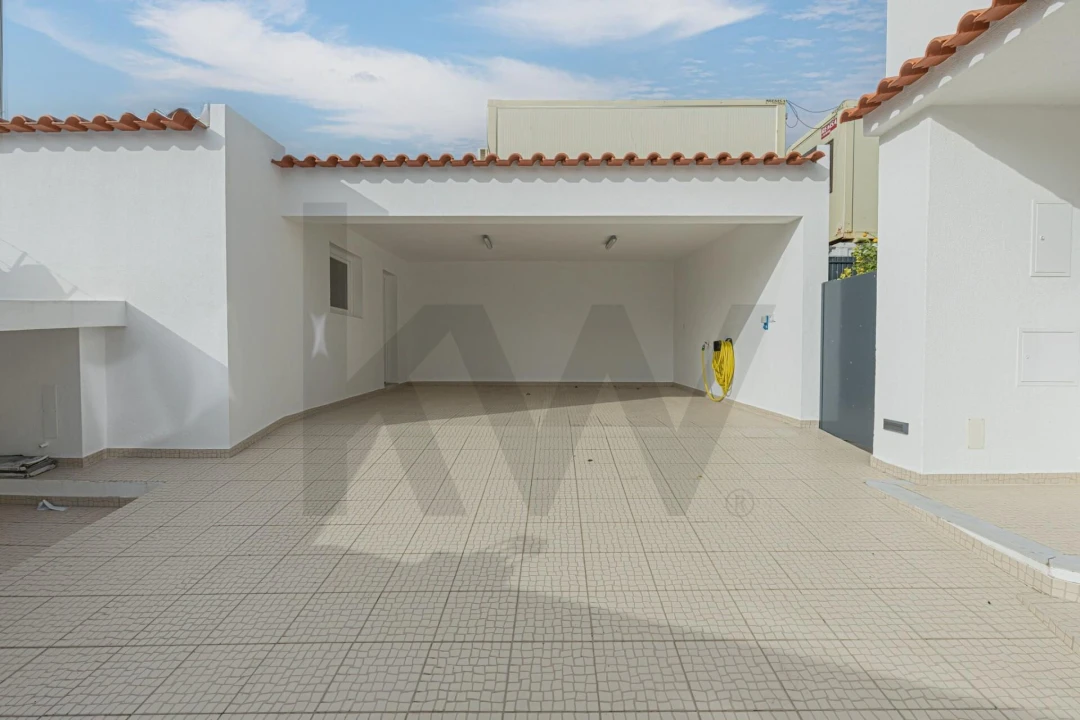 Moradia T5 para Arrendamento em Carcavelos e Parede Foto 41