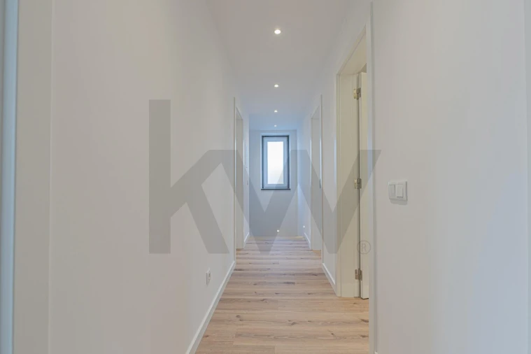 Moradia T5 para Arrendamento em Carcavelos e Parede Foto 30