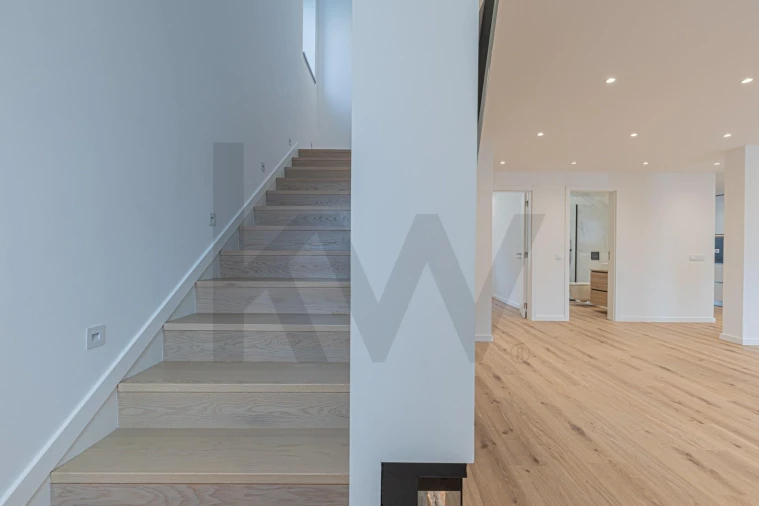 Moradia T5 para Arrendamento em Carcavelos e Parede Foto 16