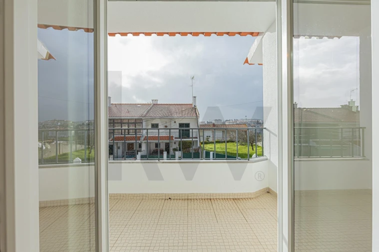 Moradia T5 para Arrendamento em Carcavelos e Parede Foto 27