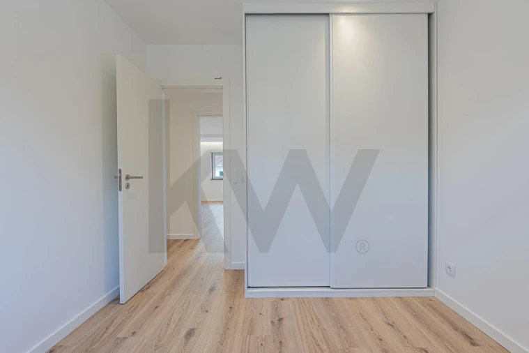 Moradia T5 para Arrendamento em Carcavelos e Parede Foto 18