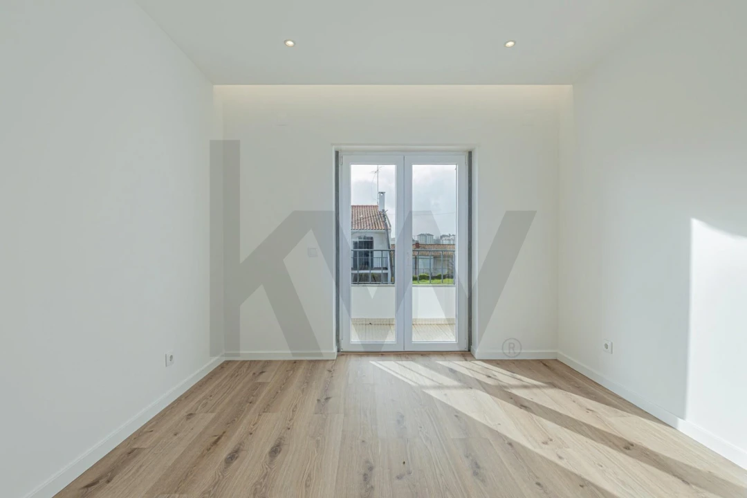 Moradia T5 para Arrendamento em Carcavelos e Parede Foto 26