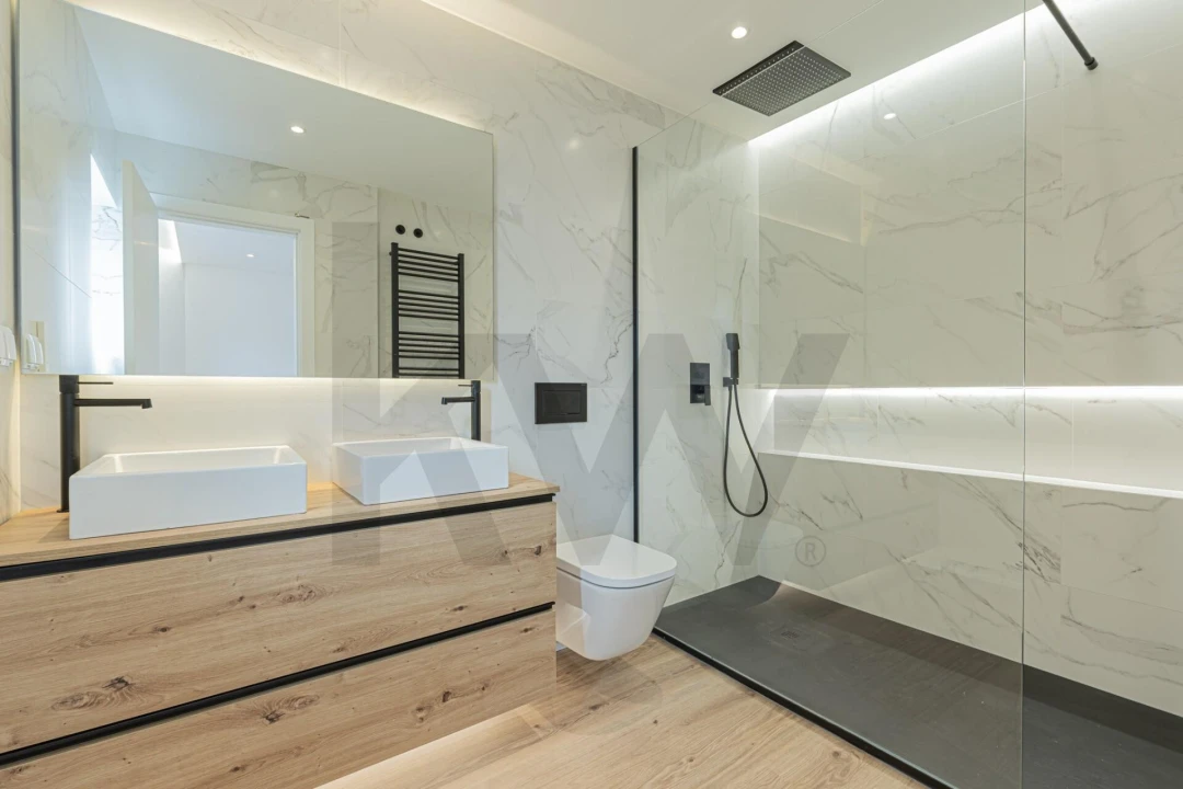 Moradia T5 para Arrendamento em Carcavelos e Parede Foto 22