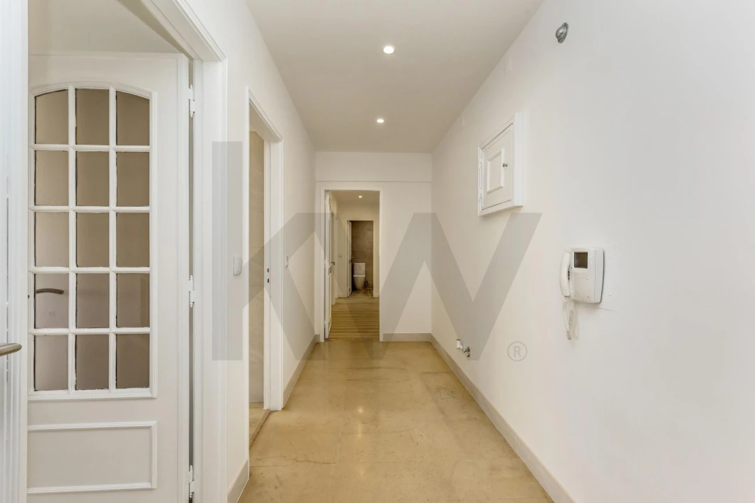 Apartamento T2 para Arrendamento em Carnaxide e Queijas Foto 6