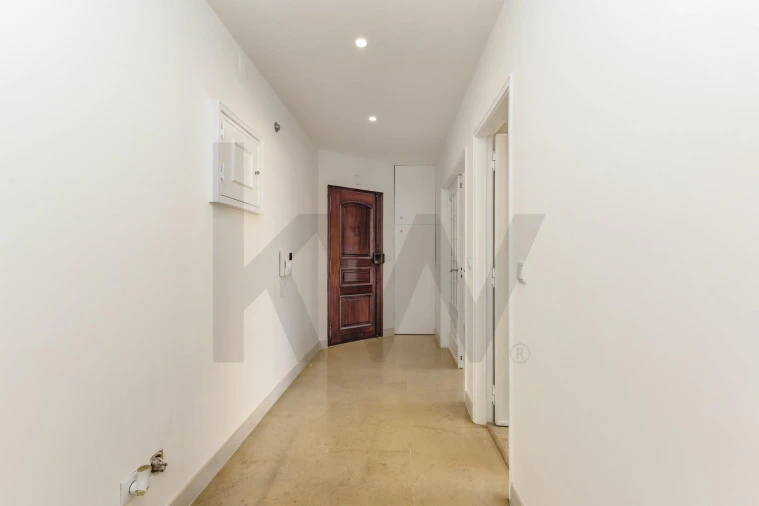 Apartamento T2 para Arrendamento em Carnaxide e Queijas Foto 8