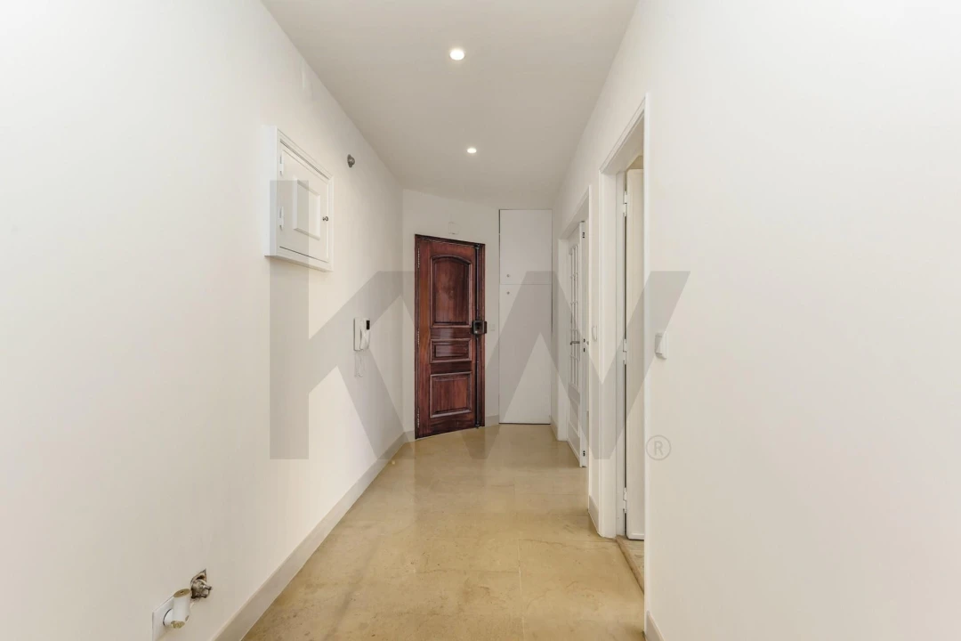 Apartamento T2 para Arrendamento em Carnaxide e Queijas Foto 8