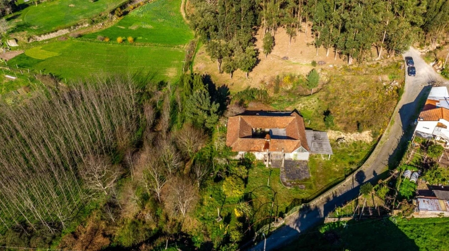 Moradia T4 para Venda em Luzim e Vila Cova Foto 11