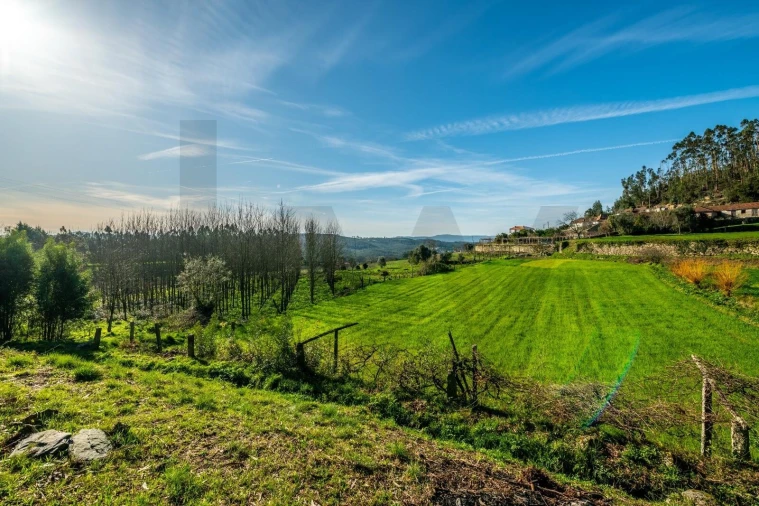 Moradia T4 para Venda em Luzim e Vila Cova Foto 16