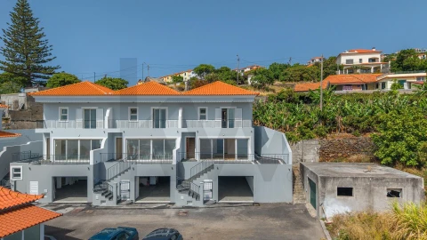 Moradia T3 para Venda em Santa Cruz