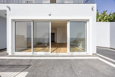 Moradia T3 para Venda em Santa Cruz