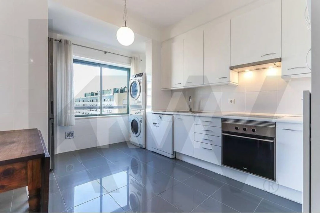 Apartamento T2 para Arrendamento em Olivais Foto 7