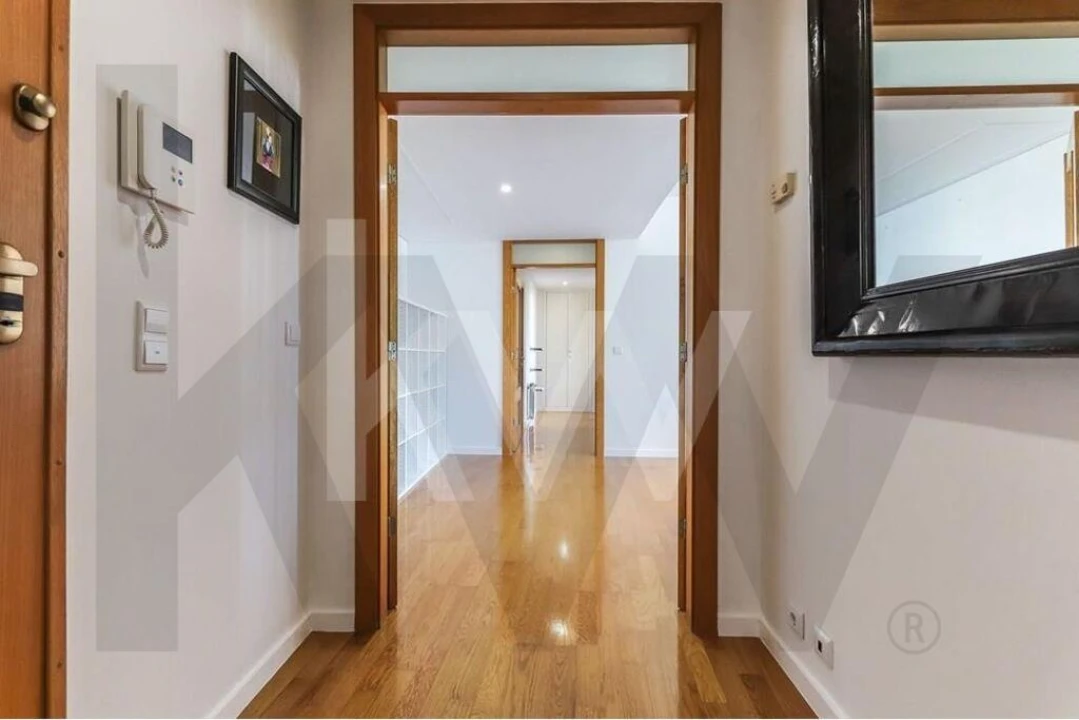 Apartamento T2 para Arrendamento em Olivais Foto 11