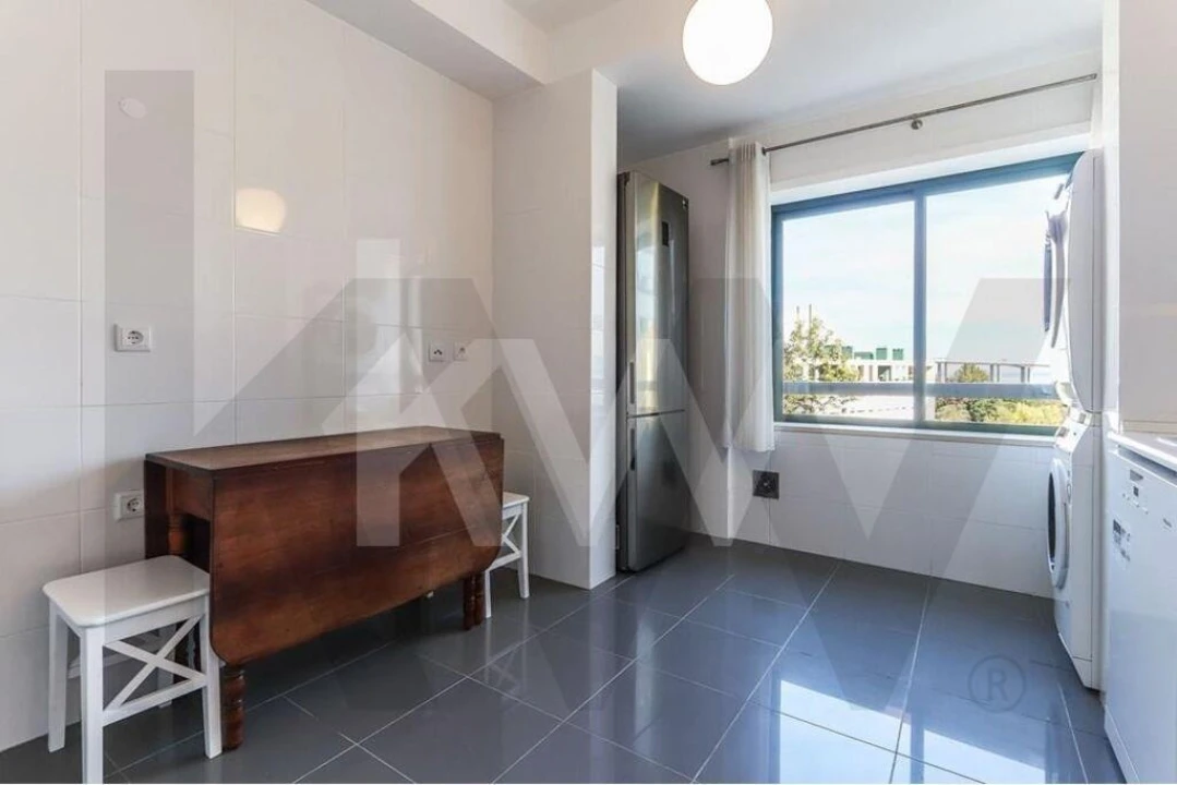 Apartamento T2 para Arrendamento em Olivais Foto 8