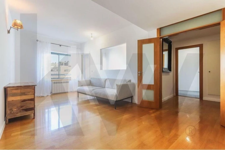 Apartamento T2 para Arrendamento em Olivais Foto 2