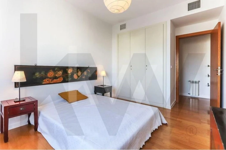 Apartamento T2 para Arrendamento em Olivais Foto 25
