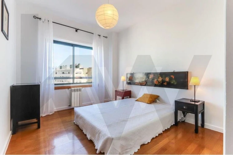 Apartamento T2 para Arrendamento em Olivais Foto 24