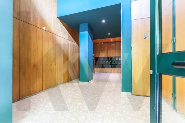 Apartamento T2 para Arrendamento em Olivais Foto 32