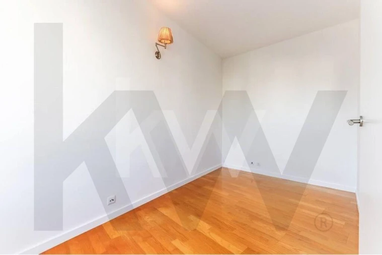 Apartamento T2 para Arrendamento em Olivais Foto 16