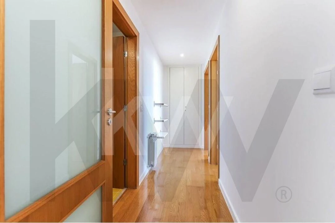 Apartamento T2 para Arrendamento em Olivais Foto 19