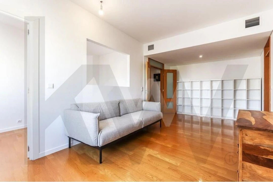 Apartamento T2 para Arrendamento em Olivais Foto 15