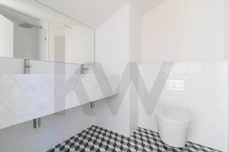 Apartamento T2 para Arrendamento em Santa Maria Maior Foto 17