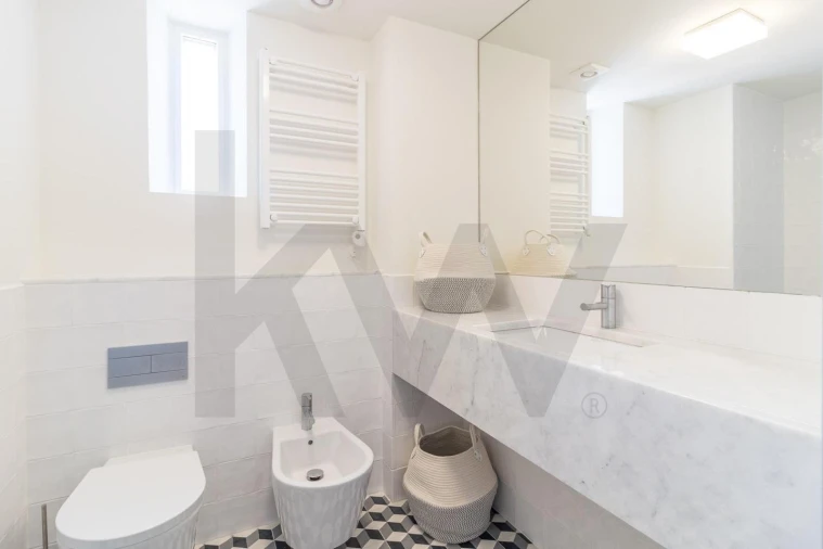 Apartamento T2 para Arrendamento em Santa Maria Maior Foto 16