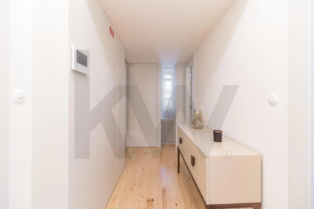 Apartamento T2 para Arrendamento em Santa Maria Maior Foto 11