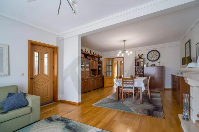 Moradia T4 para Venda em Gafanha da Nazaré Foto 6